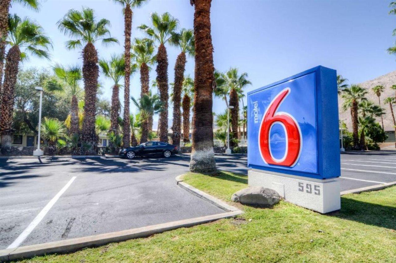 Motel 6-Palm Springs, Ca - East - Palm Canyon Eksteriør billede
