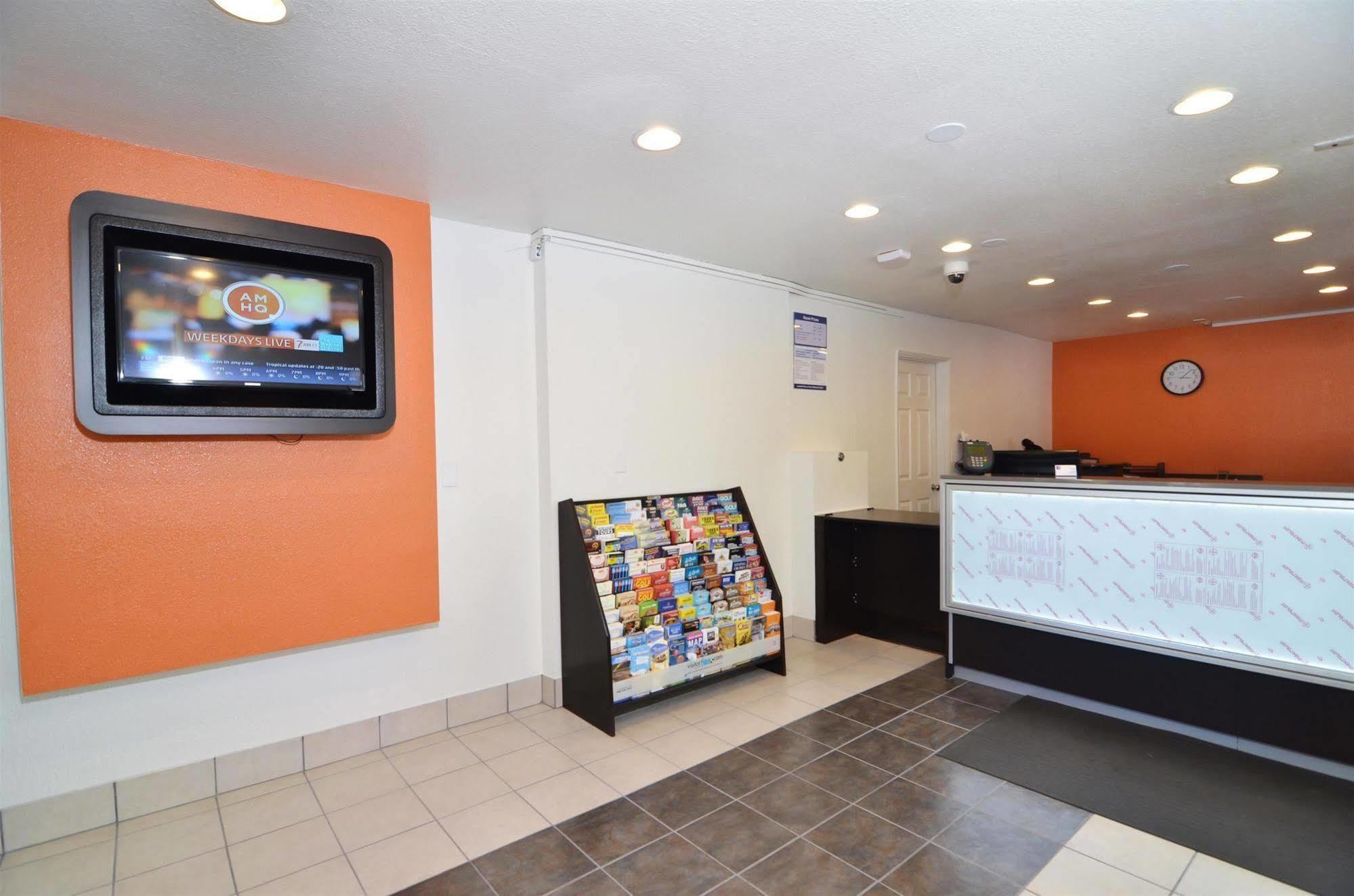 Motel 6-Palm Springs, Ca - East - Palm Canyon Eksteriør billede